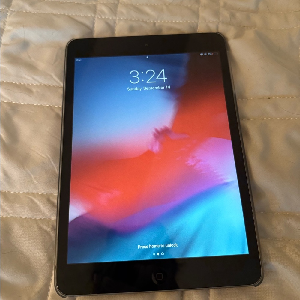 Apple iPad Mini 2